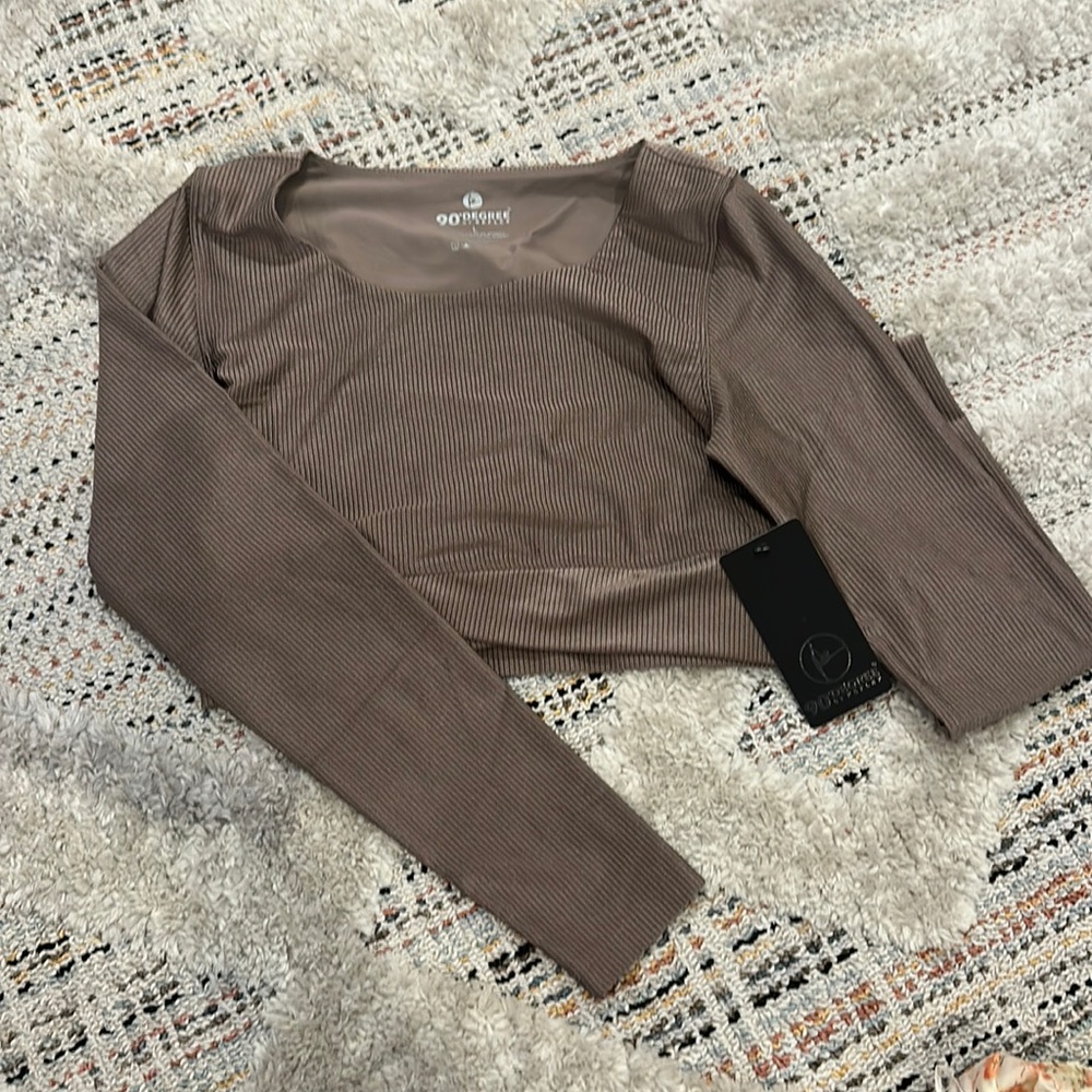 Active wear crop top